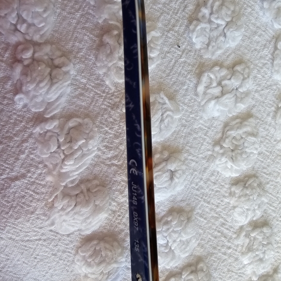 Eyeglasses for women with case - Picture 5 of 5